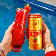 AU Vodka Ultra Cans Strawberry Burst / 1