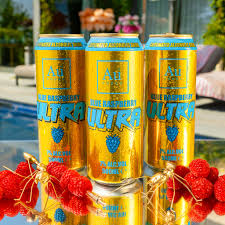 AU Vodka Ultra Cans Blue Raspberry / 1