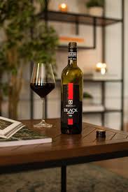 McGuigan Black Label Red 750ml